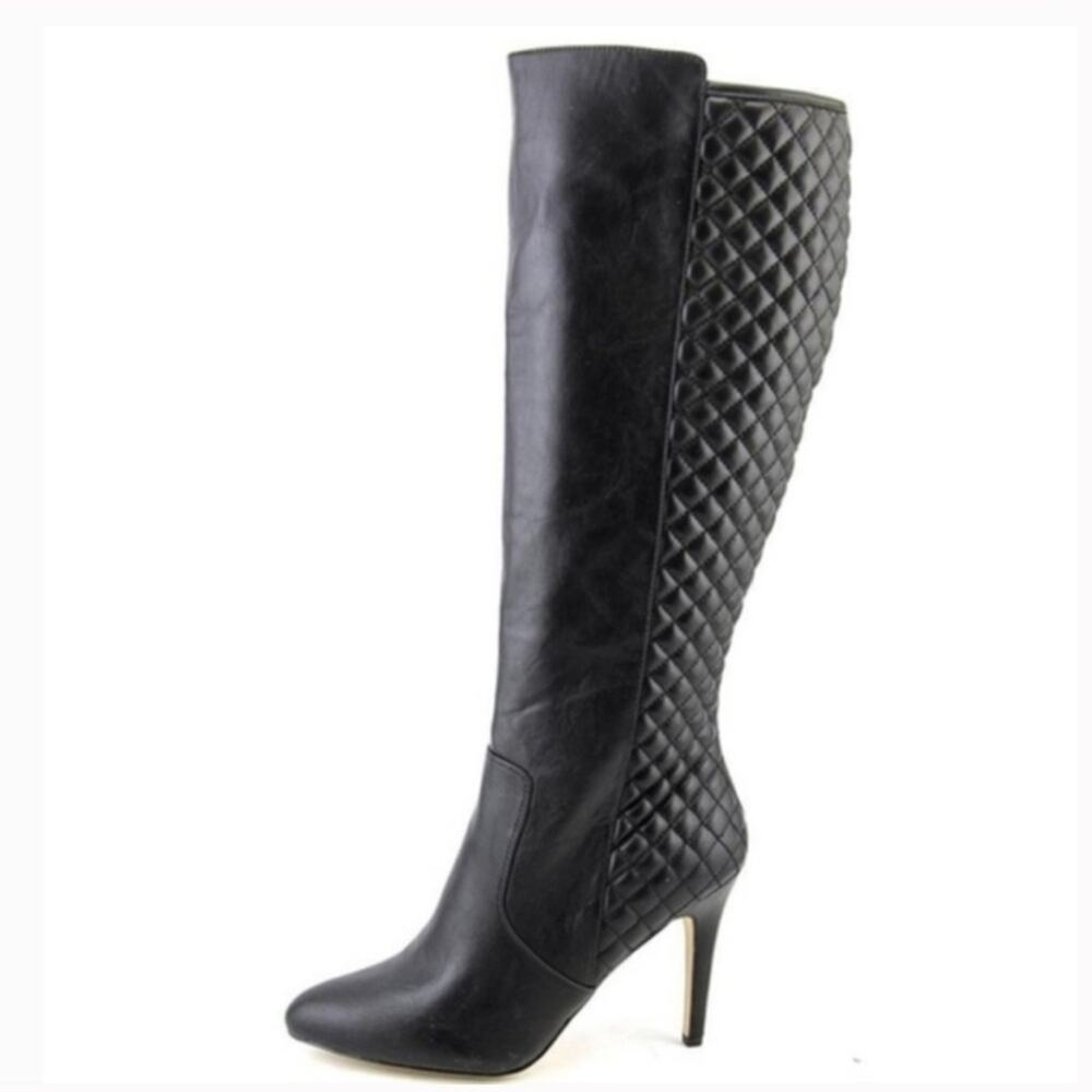 BCBG Beasly Quilted Faux Leather Boots 8M Mobwife